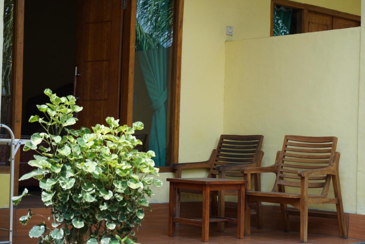 Aura Guest House Gili Air Exterior foto